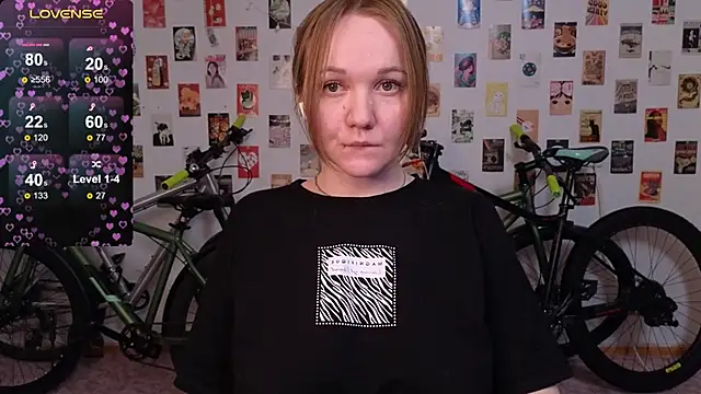 Snapshot of BellaMurrr chatting on November 26, 2025, 4:51 pm BellaMurrr online show from November 26, 2025, 4:51 pm