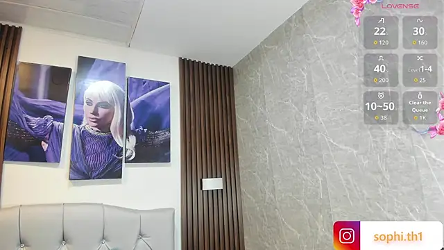 Sophi Thaylorr online show from October 4, 2025, 12:50 pm