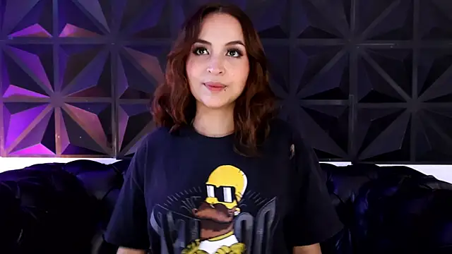 Snapshot of Arianaa_Jones_ chatting on October 6, 2025, 1:01 pm Arianaa Jones online show from October 6, 2025, 1:01 pm