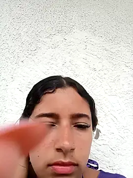 Zoe-Johnson  online show from October 20, 2025, 8:09 pm