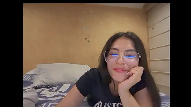 Snapshot of sasha_jonne chatting on January 12, 2026, 6:42 am sasha jonne online show from January 12, 2026, 6:42 am