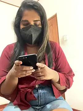 Snapshot of Choco_Chuby chatting on November 9, 2025, 3:16 pm Choco Chuby online show from November 9, 2025, 3:16 pm