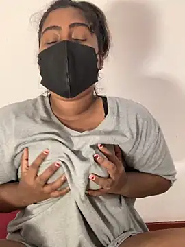 Snapshot of Choco_Chuby chatting on October 22, 2025, 2:38 pm Choco Chuby online show from October 22, 2025, 2:38 pm