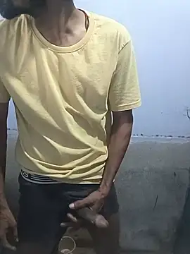 Snapshot of Mr_xxx007@xh chatting on July 3, 2026, 2:18 am Mr xxx007xh online show from July 3, 2026, 2:18 am