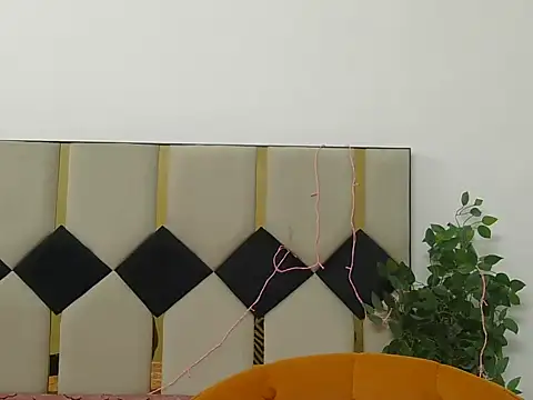 Snapshot of Its-ishikaa chatting on October 25, 2025, 4:22 am Its-ishikaa online show from October 25, 2025, 4:22 am