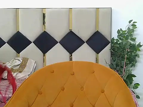 Snapshot of Its-ishikaa chatting on November 15, 2025, 3:32 am Its-ishikaa online show from November 15, 2025, 3:32 am