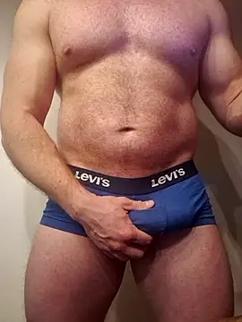 Snapshot of AlphaGymMale chatting on December 17, 2025, 12:59 am AlphaGymMale online show from December 17, 2025, 12:59 am