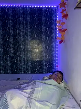 Alejandro BigCock22 online show from September 27, 2025, 2:28 am