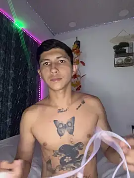 Alejandro BigCock22 online show from October 11, 2025, 12:55 am