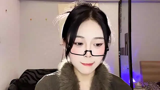 XingKongCOCO-107 online show from November 27, 2025, 12:27 pm