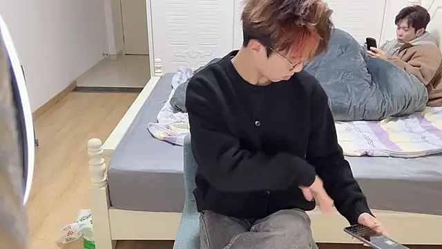 Snapshot of STxuguanhan chatting on November 18, 2025, 11:57 am STxuguanhan online show from November 18, 2025, 11:57 am