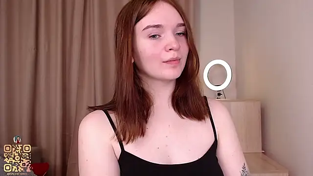 Snapshot of EvaJackson111 chatting on November 4, 2025, 2:21 pm EvaJackson111 online show from November 4, 2025, 2:21 pm