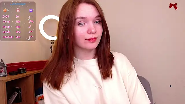 EvaJackson111 online show from December 16, 2025, 3:05 pm