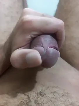 Snapshot of Lekzan02702 chatting on September 15, 2025, 3:51 am Lekzan02702 online show from September 15, 2025, 3:51 am