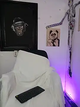 Bathory Mia666 online show from December 18, 2025, 11:08 pm