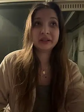 Snapshot of RebekaRose chatting on April 8, 2026, 8:43 pm RebekaRose online show from April 8, 2026, 8:43 pm