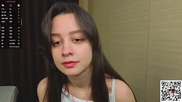 Snapshot of VineciaDestors chatting on October 4, 2025, 5:58 pm VineciaDestors online show from October 4, 2025, 5:58 pm