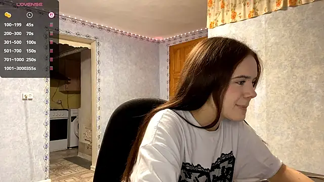 Snapshot of Lia_rise chatting on October 27, 2025, 5:03 pm Lia rise online show from October 27, 2025, 5:03 pm