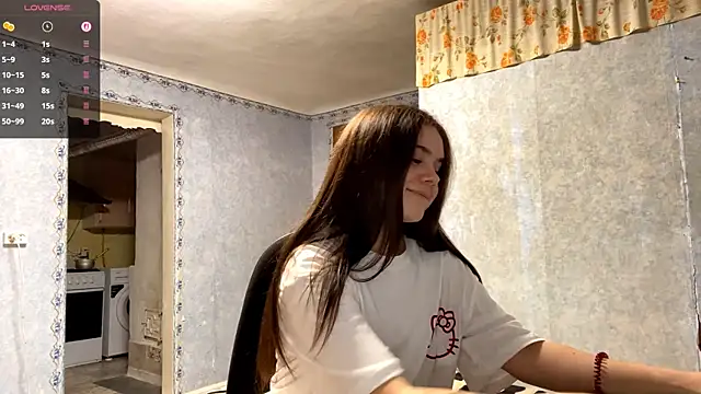 Snapshot of Lia_rise chatting on September 25, 2025, 4:13 pm Lia rise online show from September 25, 2025, 4:13 pm