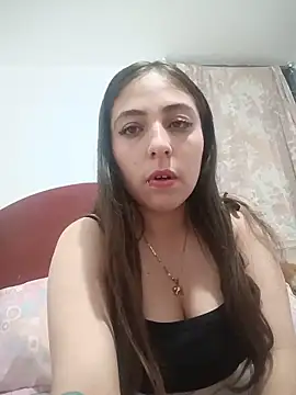 Snapshot of AlessandraPazzi chatting on July 1, 2026, 3:29 am AlessandraPazzi online show from July 1, 2026, 3:29 am
