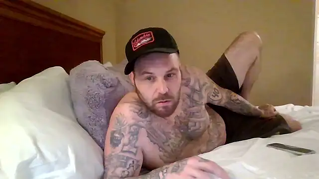 RaynLiz online show from January 18, 2026, 1:58 pm