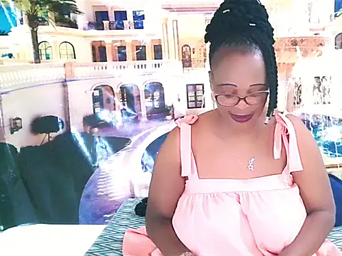 Snapshot of EbonyBloom69 chatting on October 24, 2025, 5:56 pm EbonyBloom69 online show from October 24, 2025, 5:56 pm