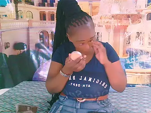 Snapshot of EbonyBloom69 chatting on November 28, 2025, 5:29 am EbonyBloom69 online show from November 28, 2025, 5:29 am