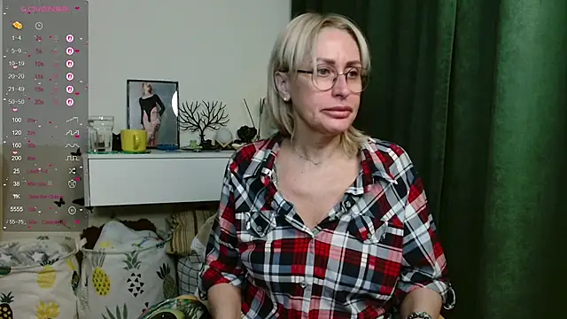 PamellaMurphy online show from May 26, 2026, 10:52 pm