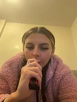 Summer21k online show from November 15, 2025, 11:09 pm