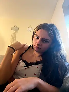 Summer21k online show from November 16, 2025, 12:54 pm