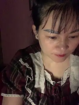 Star-sweet online show from November 5, 2025, 1:42 am