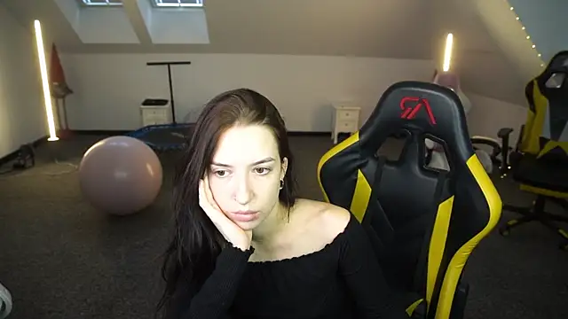 Snapshot of _Lili_054 chatting on October 10, 2025, 10:16 am  Lili 054 online show from October 10, 2025, 10:16 am