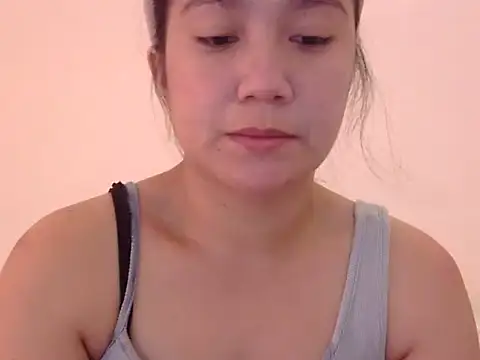 Lovelyclaya online show from March 6, 2026, 12:16 am