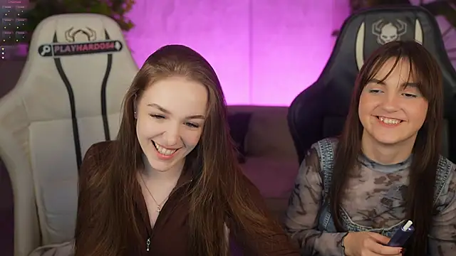 Ella 054 online show from March 18, 2026, 7:26 pm