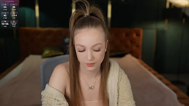 Snapshot of Ella_054 chatting on October 15, 2025, 10:34 am Ella 054 online show from October 15, 2025, 10:34 am