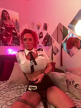 Hotmilfhamburg1 online show from June 3, 2026, 6:12 pm