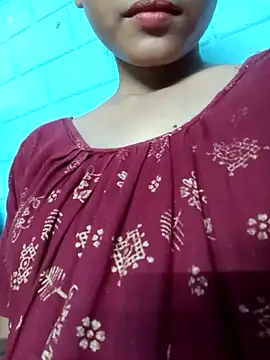 Snapshot of bristy_900 chatting on September 13, 2025, 1:33 pm bristy 900 online show from September 13, 2025, 1:33 pm