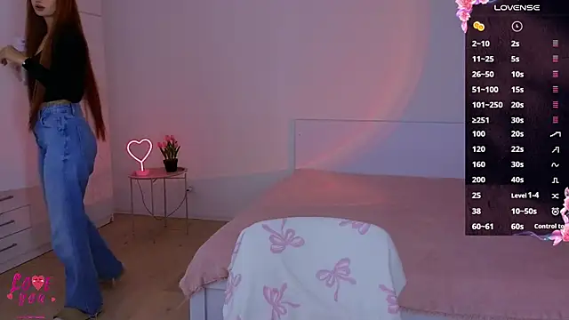 CuteAriel7 online show from September 17, 2025, 3:47 pm