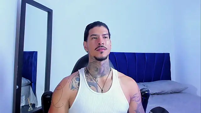 jiro kenji1 online show from September 26, 2025, 10:49 pm