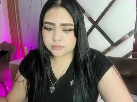 Snapshot of im_bunny__ chatting on April 30, 2026, 12:23 pm im bunny online show from April 30, 2026, 12:23 pm