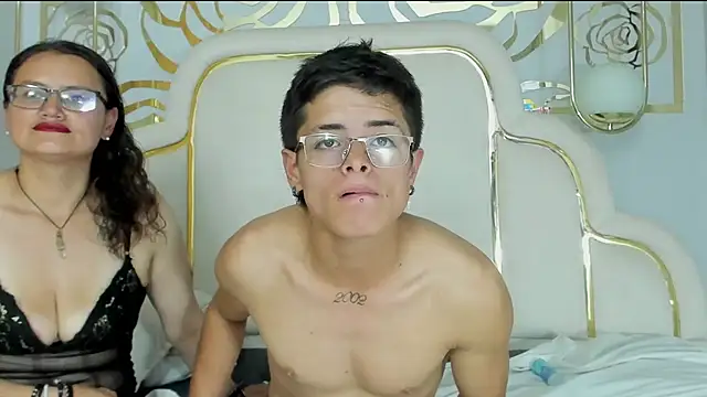 Snapshot of midnightlust_vc chatting on October 25, 2025, 7:40 am midnightlust vc online show from October 25, 2025, 7:40 am