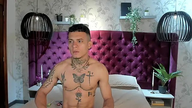 Snapshot of MrJustin_ chatting on November 16, 2025, 8:46 pm MrJustin online show from November 16, 2025, 8:46 pm