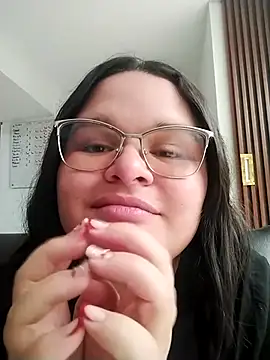 SamanthaPaImer online show from September 19, 2025, 7:18 pm