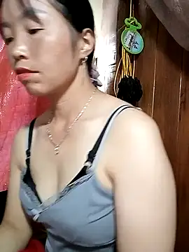 Snapshot of hera-00 chatting on October 1, 2025, 1:22 am hera-00 online show from October 1, 2025, 1:22 am