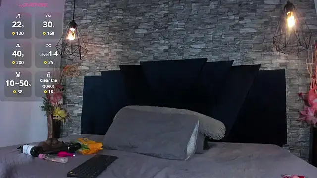 Snapshot of Emily_Brown18 chatting on November 9, 2025, 4:16 am Emily Brown18 online show from November 9, 2025, 4:16 am