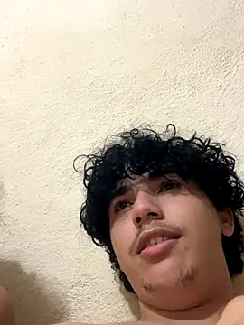 Snapshot of Casal-foda_braba chatting on October 30, 2025, 1:04 am Casal-foda braba online show from October 30, 2025, 1:04 am