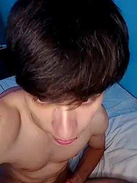 Snapshot of matiatr1112 chatting on November 19, 2025, 7:08 am matiatr1112 online show from November 19, 2025, 7:08 am