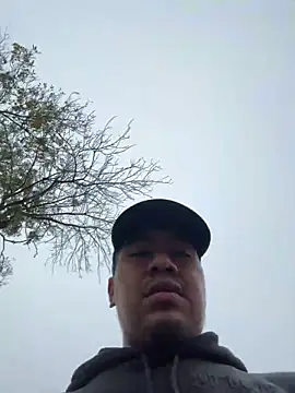 juniorl1 online show from December 15, 2025, 4:46 pm