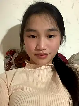 Snapshot of -Lie-06 chatting on December 21, 2025, 5:36 pm -Lie-06 online show from December 21, 2025, 5:36 pm