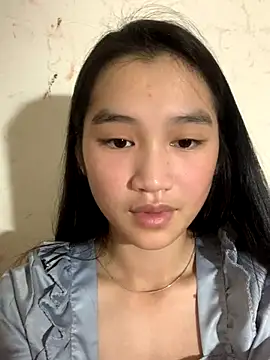 Snapshot of -Lie-06 chatting on October 11, 2025, 1:12 pm -Lie-06 online show from October 11, 2025, 1:12 pm